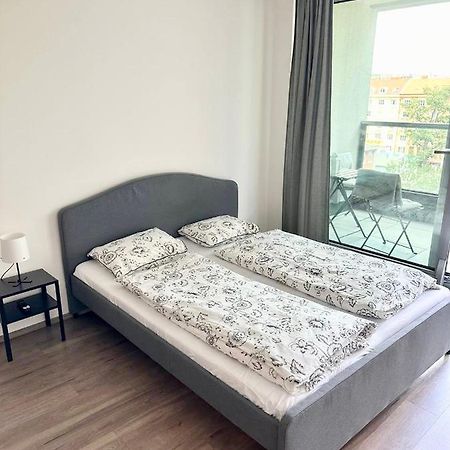 Harfa Apartment Chill Zone Прага Екстер'єр фото
